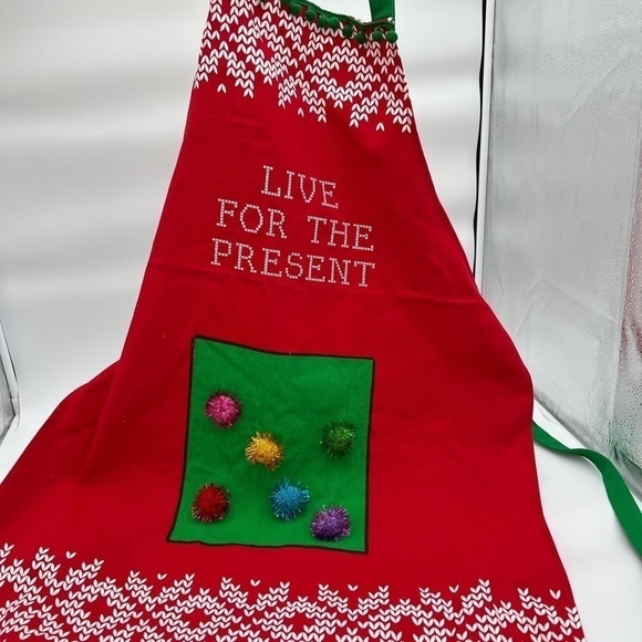 Two’s company pretty ugly Christmas apron NWT - Picture 12 of 15